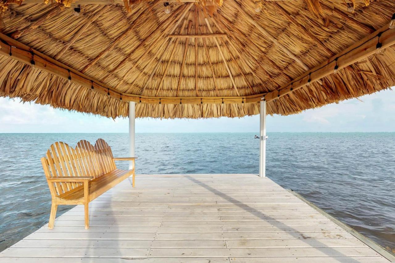 Blue Water Beach Villas San Pedro  Esterno foto