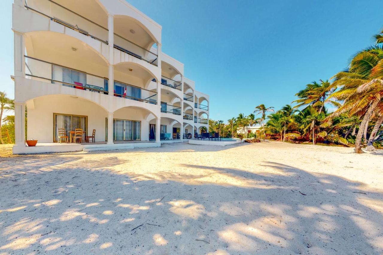 Blue Water Beach Villas San Pedro  Esterno foto